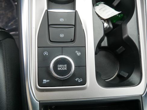 Certified 2020 Ford Explorer ST image 32