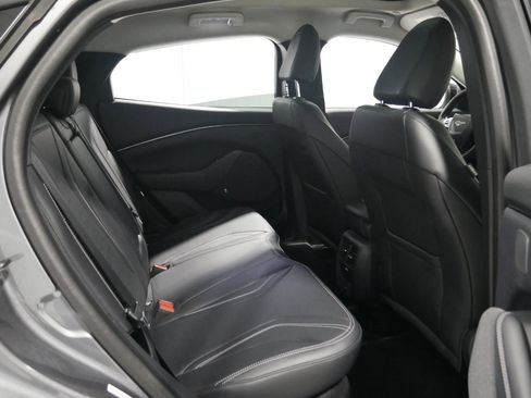 Used 2021 Ford Mustang Mach-E Premium image 17