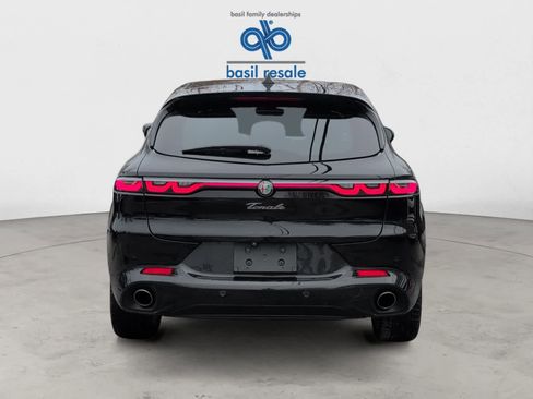 Used 2024 Alfa Romeo Tonale Veloce image 5