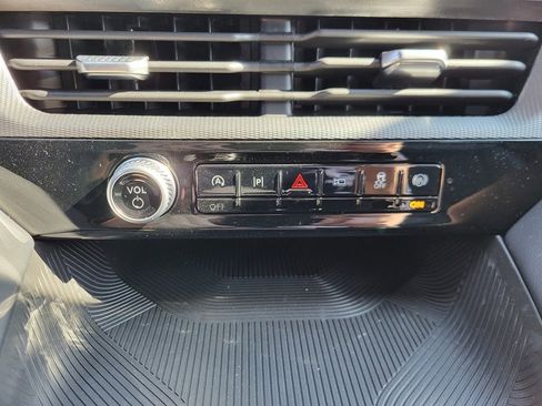 New 2026 Ford Explorer ST-Line w/ ST-Line Street Pack image 24