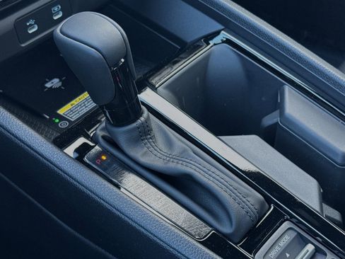 Used 2025 Honda Accord Sport image 24