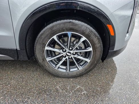 Used 2024 Cadillac XT4 Sport AWD/4WD image 13