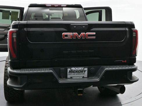 Used 2024 GMC Sierra 2500 AT4 w/ AT4 Premium Plus Package AWD/4WD image 42