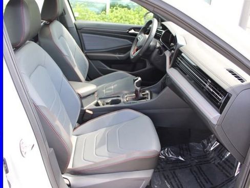Used 2025 Volkswagen Jetta GLI Autobahn w/ GLI Black Package FWD image 18
