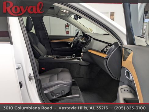 Certified 2024 Volvo XC90 B6 Plus w/ Protection Package Premier image 8