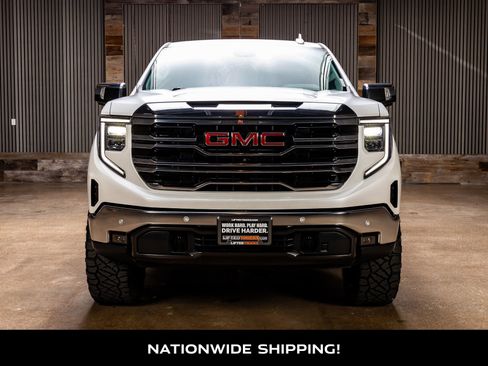Used 2023 GMC Sierra 1500 SLT image 4