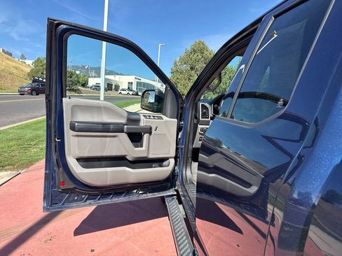 Used 2020 Ford F150 XLT w/ Equipment Group 302A Luxury AWD/4WD image 10