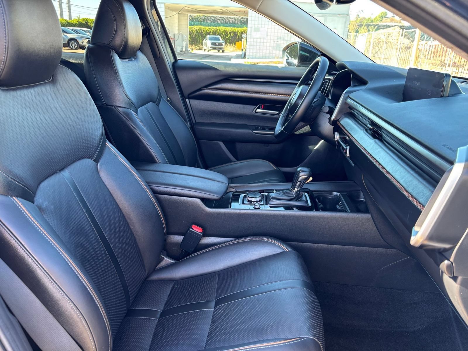 Used 2026 MAZDA CX-50 AWD 2.5 S w/ Premium Package image 37