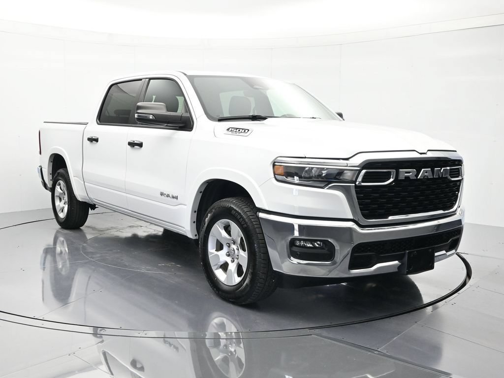 Used 2025 RAM 1500 Big Horn AWD/4WD image 3