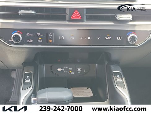 New 2026 Kia Sorento EX w/ EX Premium Package FWD image 26