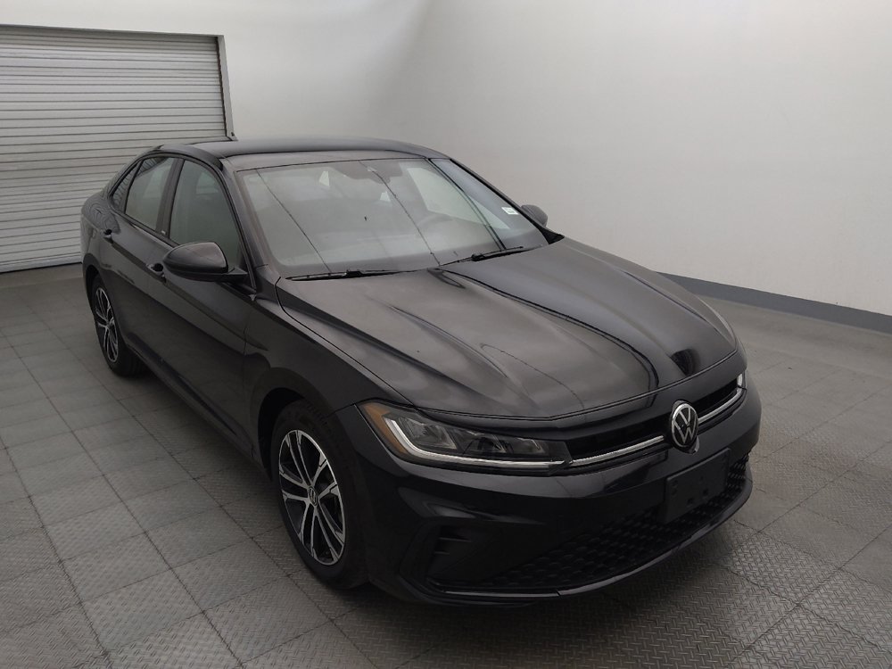 Used 2025 Volkswagen Jetta Sport FWD image 13