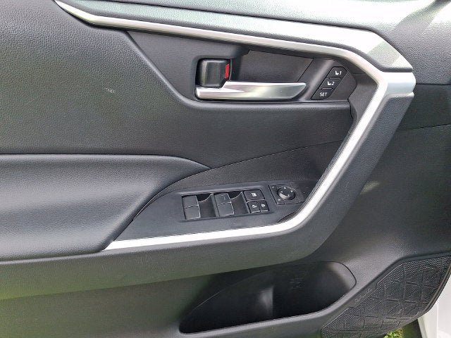 Used 2021 Toyota RAV4 XLE Premium AWD/4WD image 12