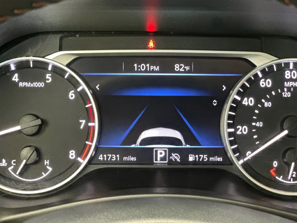 Used 2025 Nissan Sentra SR FWD image 25