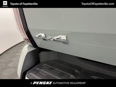 New 2026 Toyota Tundra Limited AWD/4WD image 21