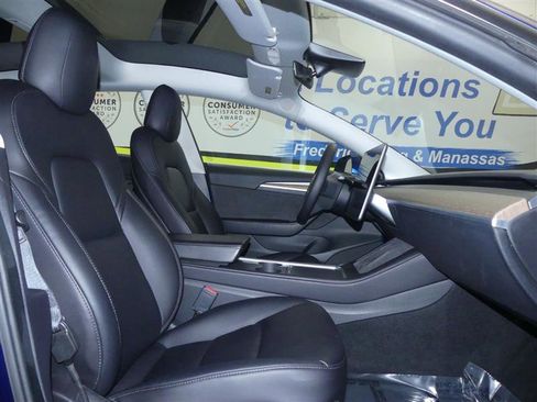 Used 2022 Tesla Model 3 Long Range image 8