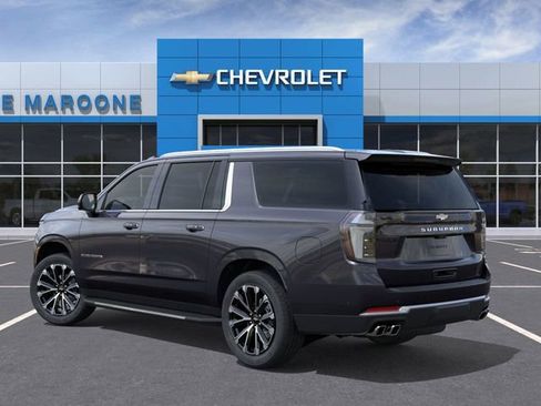 New 2026 Chevrolet Suburban High Country AWD/4WD image 3