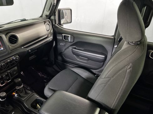 Used 2021 Jeep Wrangler Unlimited Sport AWD/4WD image 22