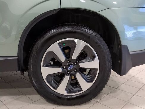 Used 2018 Subaru Forester 2.5i Premium w/ All-Weather Package AWD/4WD image 21