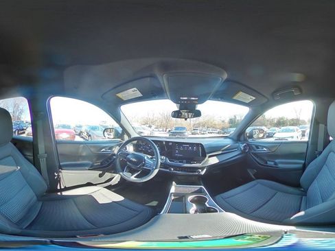 Used 2025 Chevrolet Equinox LT image 41