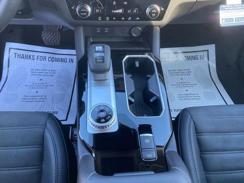 New 2026 Mitsubishi Outlander AWD image 22