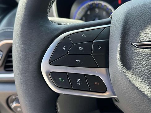 New 2026 Chrysler Pacifica Select image 22