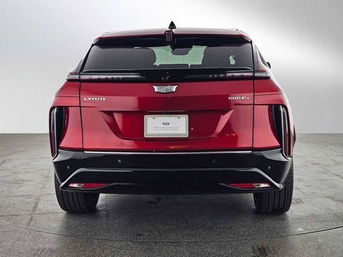 Used 2025 Cadillac Lyriq Luxury w/ LPO, Red Accent Package AWD/4WD image 4