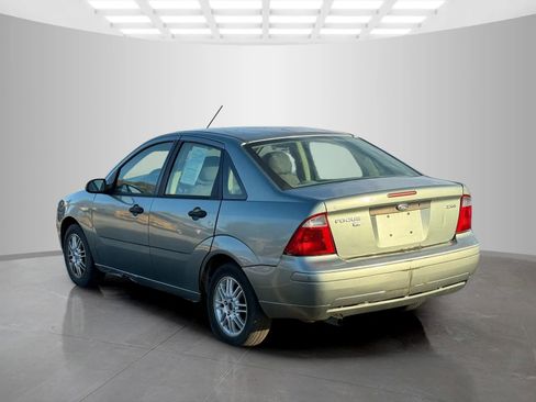 Used 2005 Ford Focus SE image 7