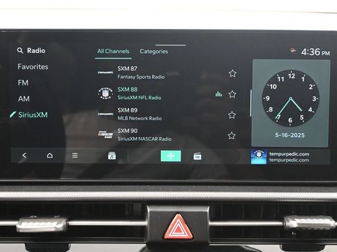 New 2026 Kia Sportage LX AWD/4WD image 18