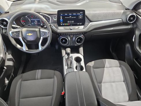 Used 2025 Chevrolet Blazer LT FWD image 34