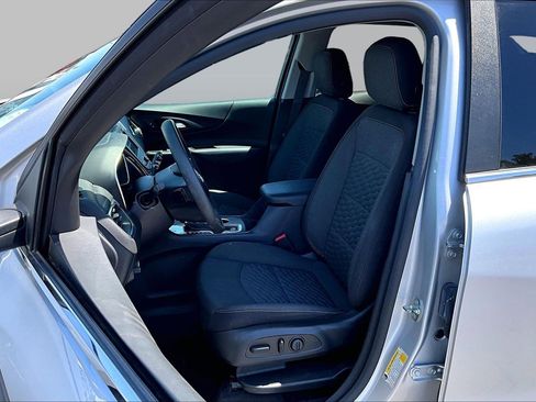 Used 2021 Chevrolet Equinox LT FWD image 24