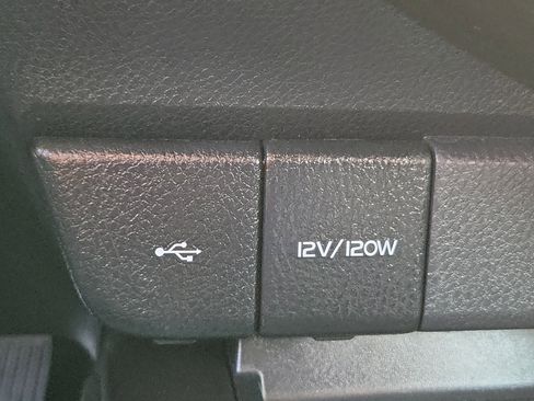 Used 2024 Toyota Camry SE FWD image 31