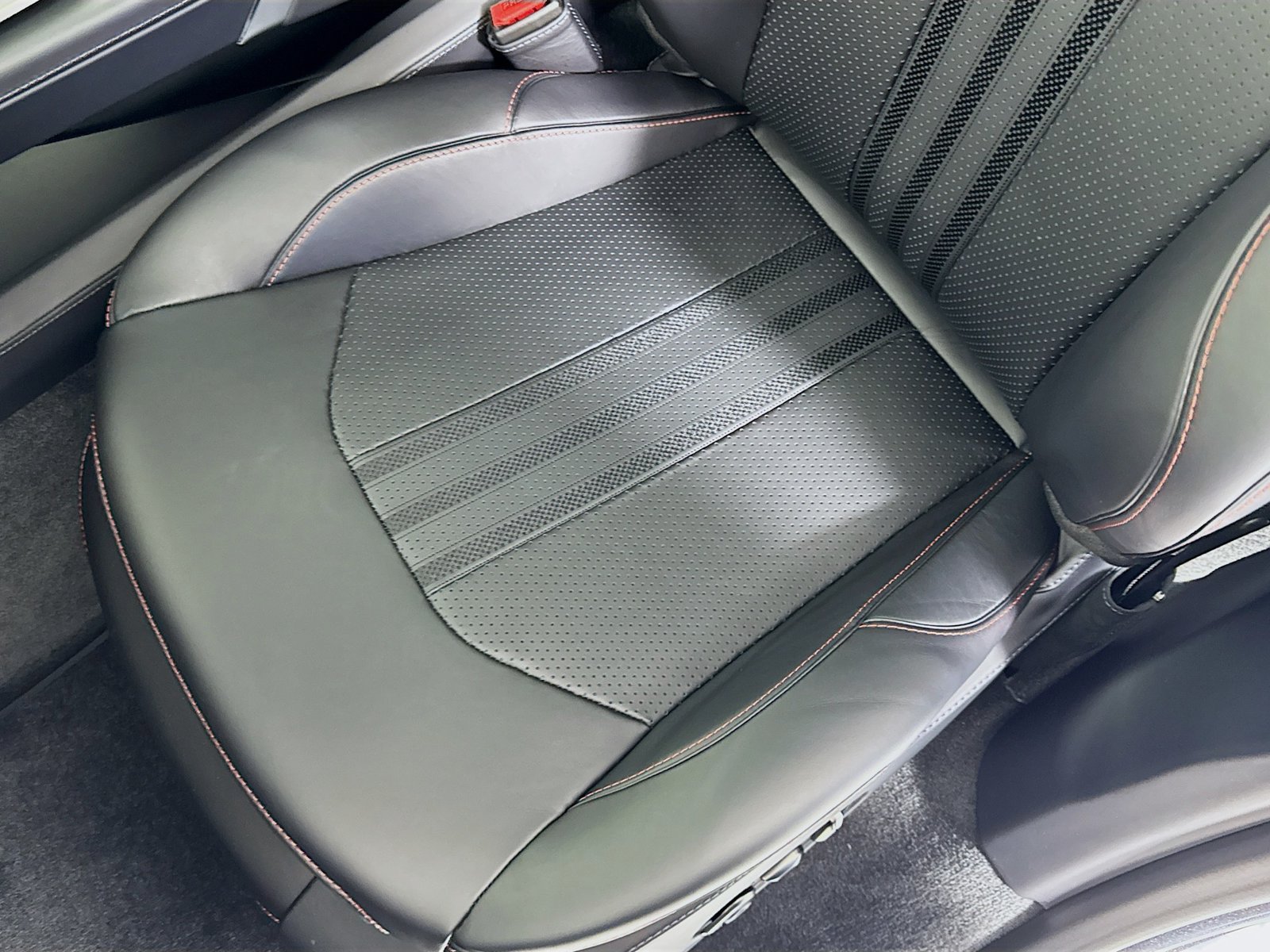 Used 2026 Aston Martin DBX 707 AWD/4WD image 24