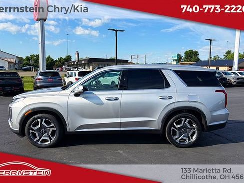 Used 2024 Hyundai Palisade SEL AWD/4WD image 4