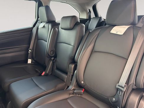 New 2026 Honda Odyssey EX-L image 13