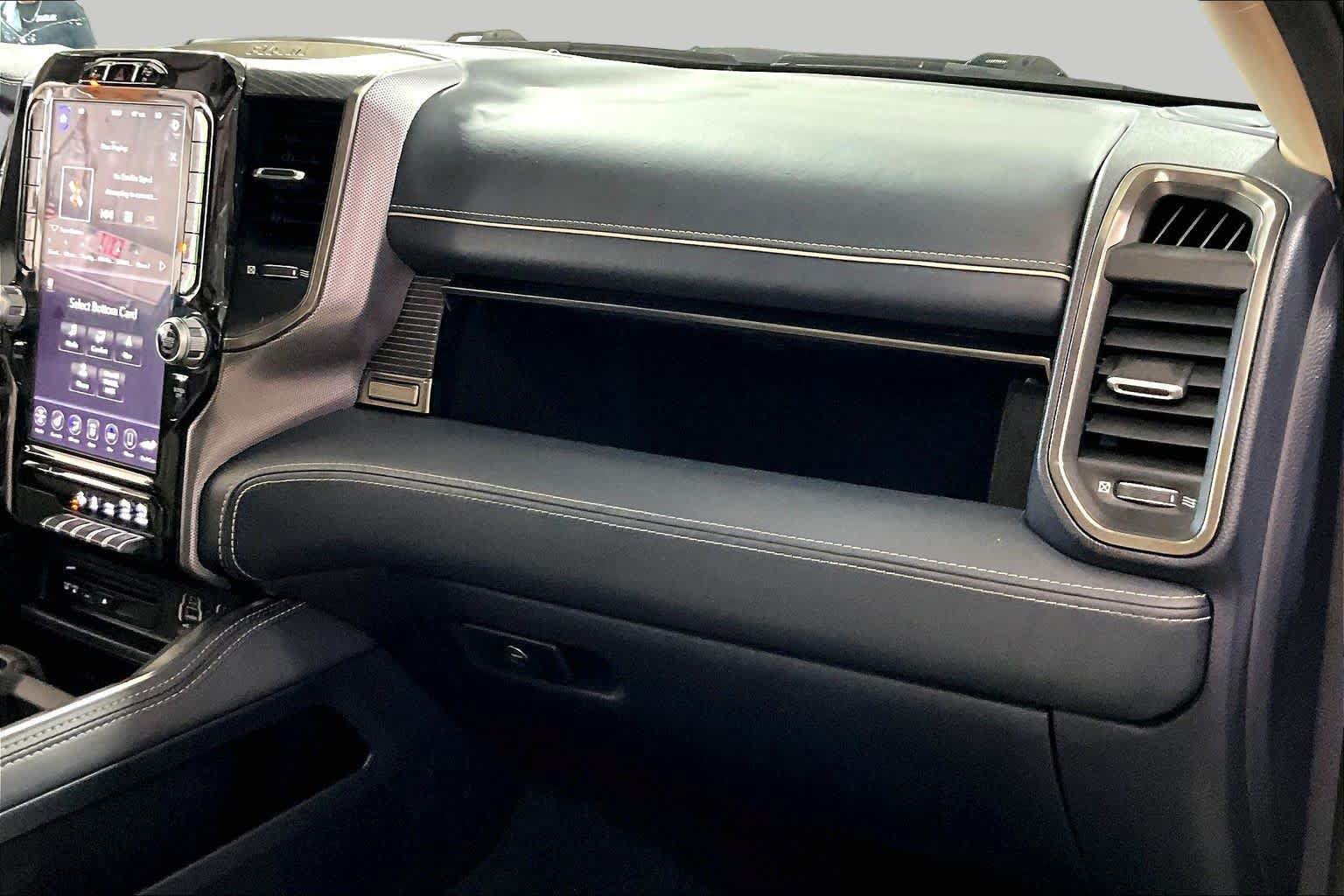 Used 2019 RAM 1500 Limited AWD/4WD image 19