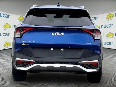 Used 2023 Kia Sportage EX image 5