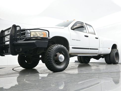 Used 2005 Dodge Ram 3500 Truck SLT image 38