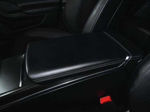 Used 2021 Tesla Model S Plaid image 39