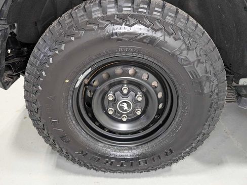 Used 2023 Ford Bronco 4-Door image 3