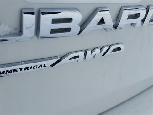 Certified 2023 Subaru Ascent Premium w/ Convenience Package image 6