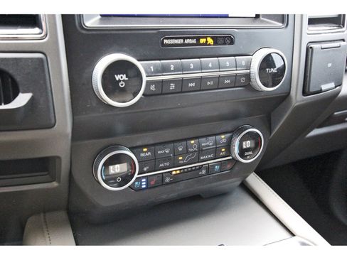Used 2021 Ford Expedition XLT RWD image 26