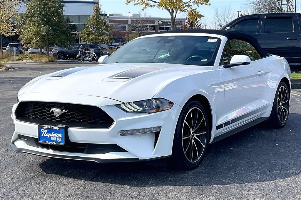 Used 2022 Ford Mustang Premium RWD image 15