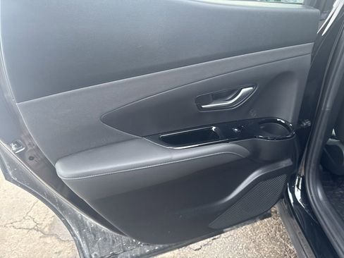 Used 2025 Hyundai Santa Cruz SEL image 40