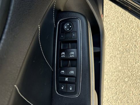 Used 2014 Dodge Charger R/T image 11