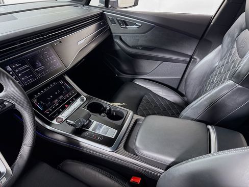 Used 2025 Audi SQ7 Prestige image 27