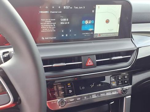 New 2025 Kia Seltos X-Line image 8