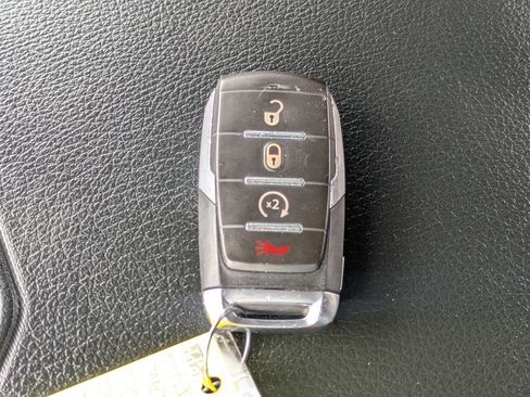 Used 2024 RAM 1500 Laramie RWD image 28