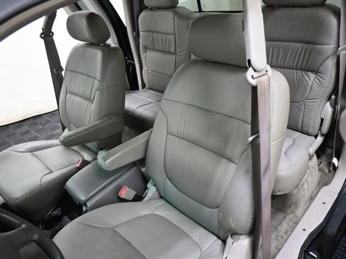 Used 2002 Toyota Tundra Limited image 12