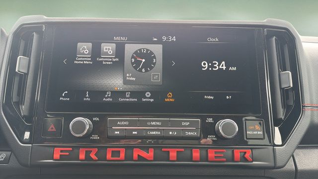 Used 2026 Nissan Frontier PRO-4X AWD/4WD image 11