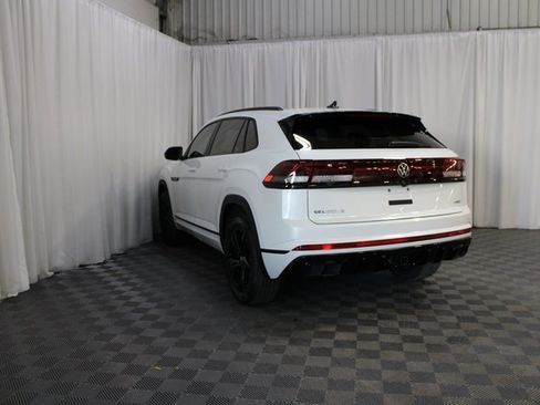 New 2026 Volkswagen Atlas Cross Sport SEL R-Line image 22